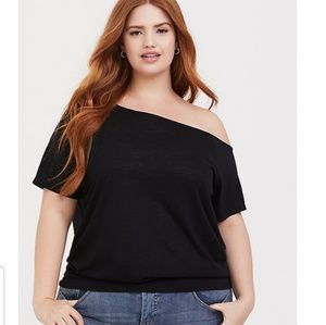 Black Off Shoulder Tee